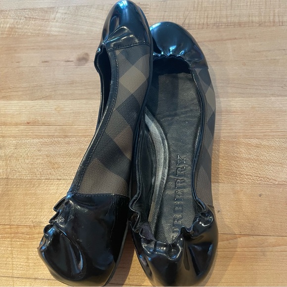 Burberry Black Patent Leather Nova Soft Ballerina Flats Size 36.5 - Picture 9 of 12